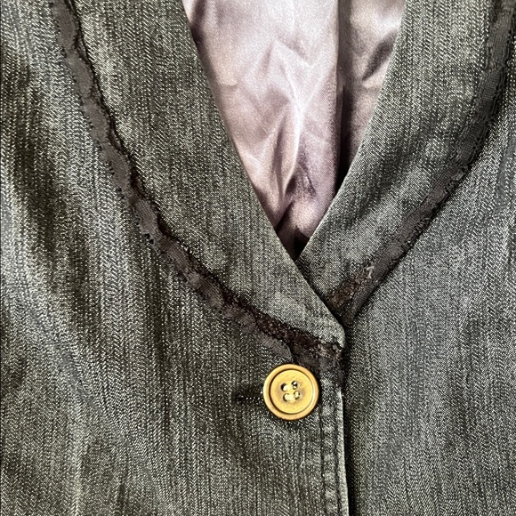 LAL Stylish Gray Button-Up Vest‎ with lace accent back pleated hem size S - Picture 3 of 9